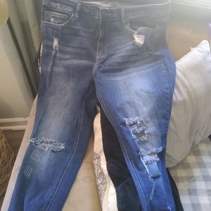 Medium wash distressed jeans